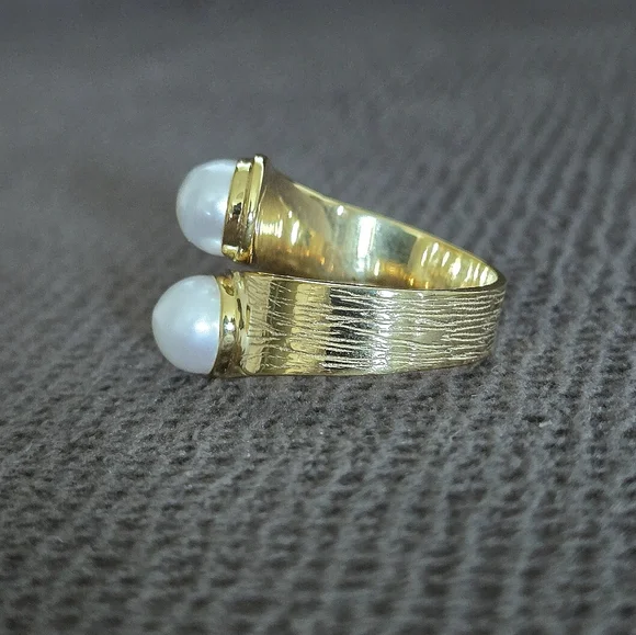 Shivam Freshwater Pearl Bypass Ring💍 - NWT - Picture 3 of 16